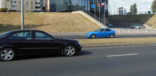 Синий цвет авто
